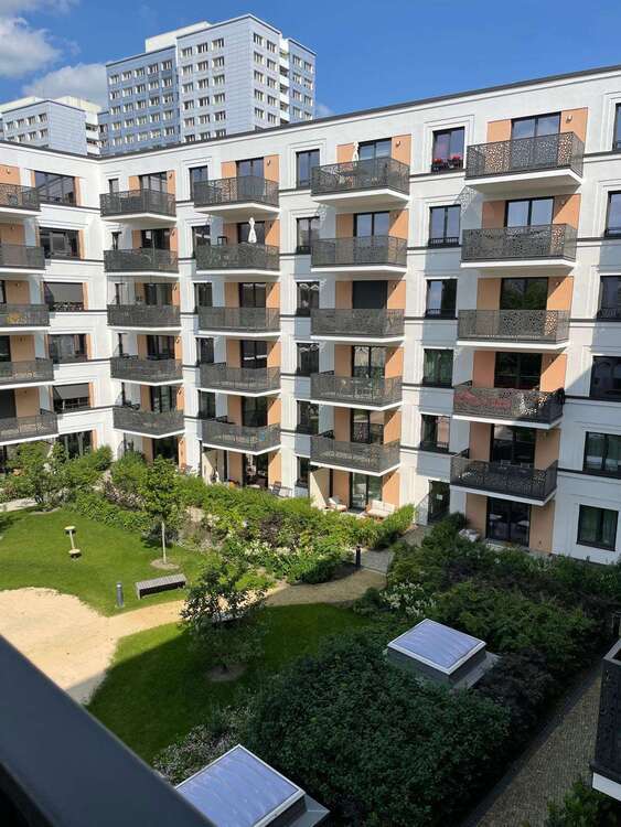Wohnung zum Mieten in Berlin 1.564 € 55.86 m²