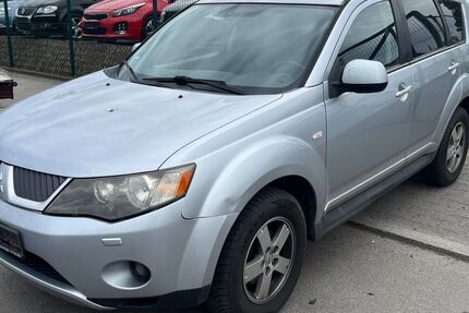 Mitsubishi Outlander 200.000 km 2.890 &euro; Berlin 13597