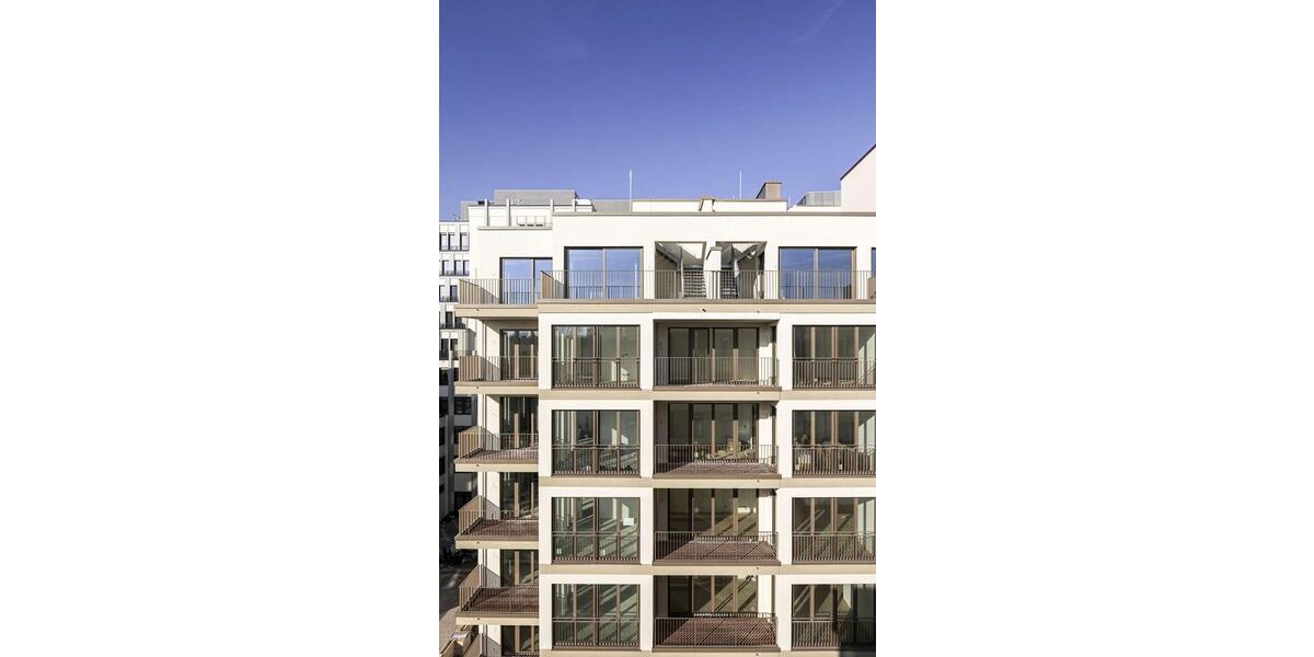 Dachgeschoßwohnung Berlin Tempelhof-Schöneberg - 2 Zimmer, 83 m&sup2;, 2.280&euro; | Angebot:25349709