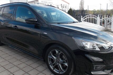 Ford Focus 40.000 km 14.990 &euro; Mahlow 15831