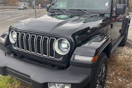 Jeep Wrangler 2.350 km 58.579 &euro; Teltow 14513