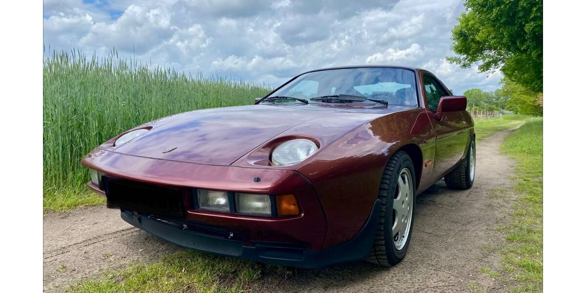 Porsche 928 256.942 km 15.999 &euro; Berlin 14089