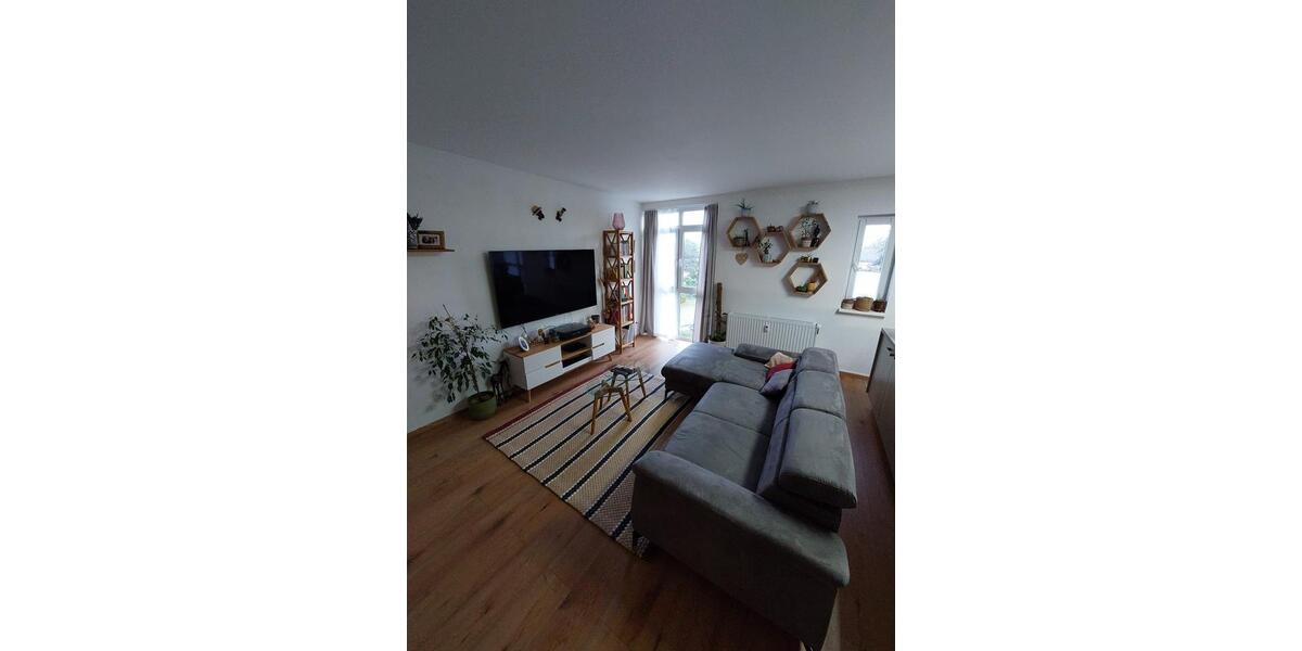 Etagenwohnung Berlin Marzahn-Hellersdorf - 2.5 Zimmer, 70 m&sup2;, 1.350&euro; | Angebot:24658494