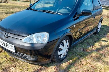 Opel Corsa 175.000 km 1.499 &euro; Werneuchen 16356