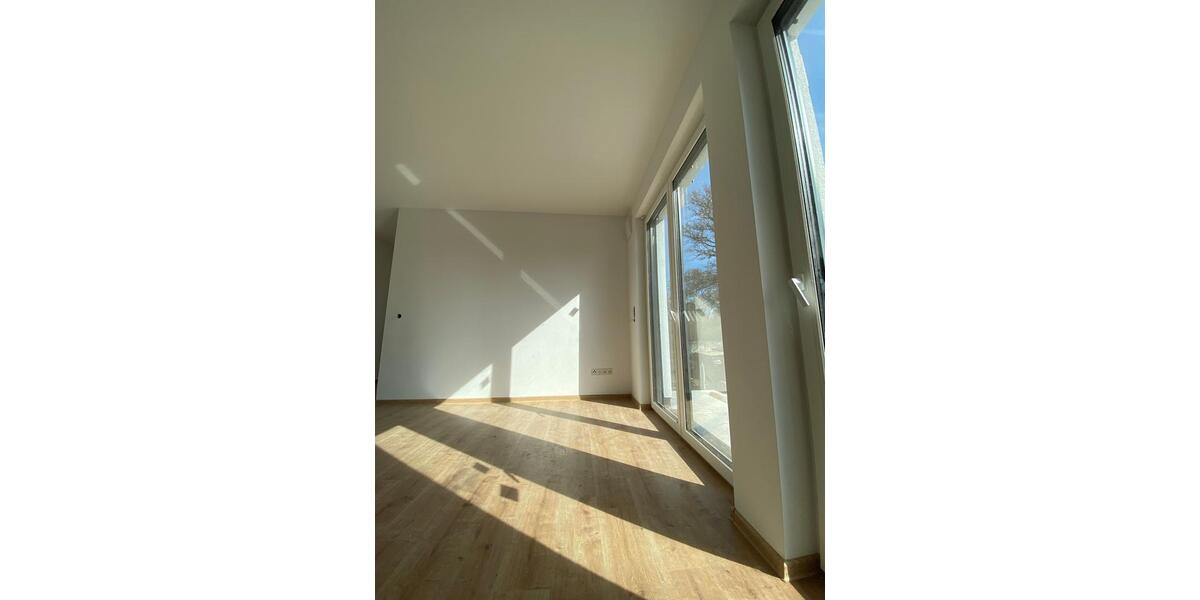 Etagenwohnung Oranienburg - 2 Zimmer, 65 m&sup2;, 1.235&euro; | Angebot:25962651