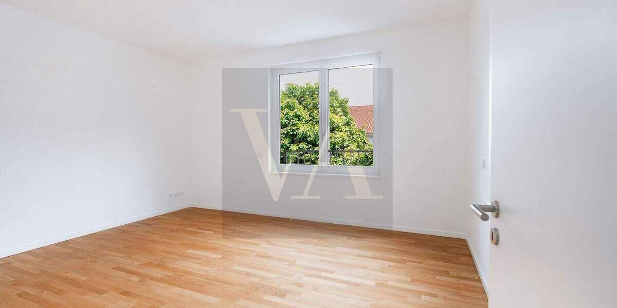 Etagenwohnung Berlin Friedrichshain - 3 Zimmer, 90 m&sup2;, 2.200&euro; | Angebot:25899169