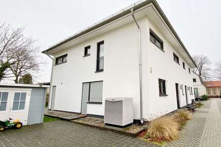 Haus zum Mieten in Berlin 2.900 € 153.9 m²