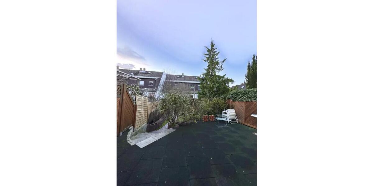 Etagenwohnung Berlin Spandau - 5 Zimmer, 150 m&sup2;, 1.950&euro; | Angebot:25050296