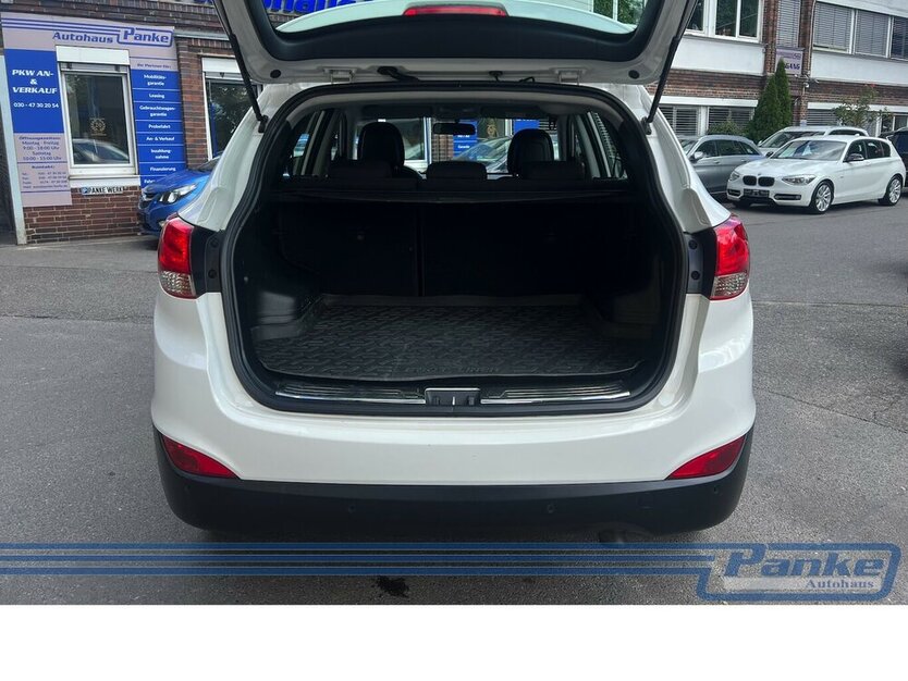 Hyundai ix35 Comfort 2WD*Phone*SHZ*Tempo*Tempo*2-Hand* 162.954 km 9.480 € Berlin 13187