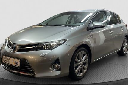 Toyota Auris 107.000 km 11.900 € Berlin 10625