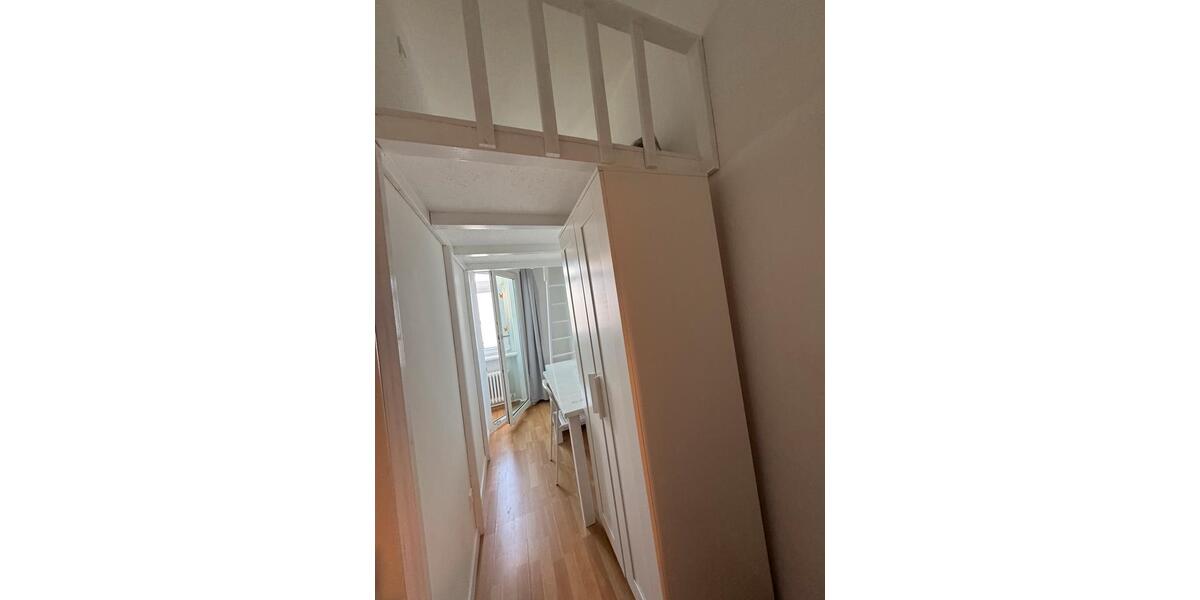 Etagenwohnung Berlin Reinickendorf - 1 Zimmer, 8 m&sup2;, 420&euro; | Angebot:25347569