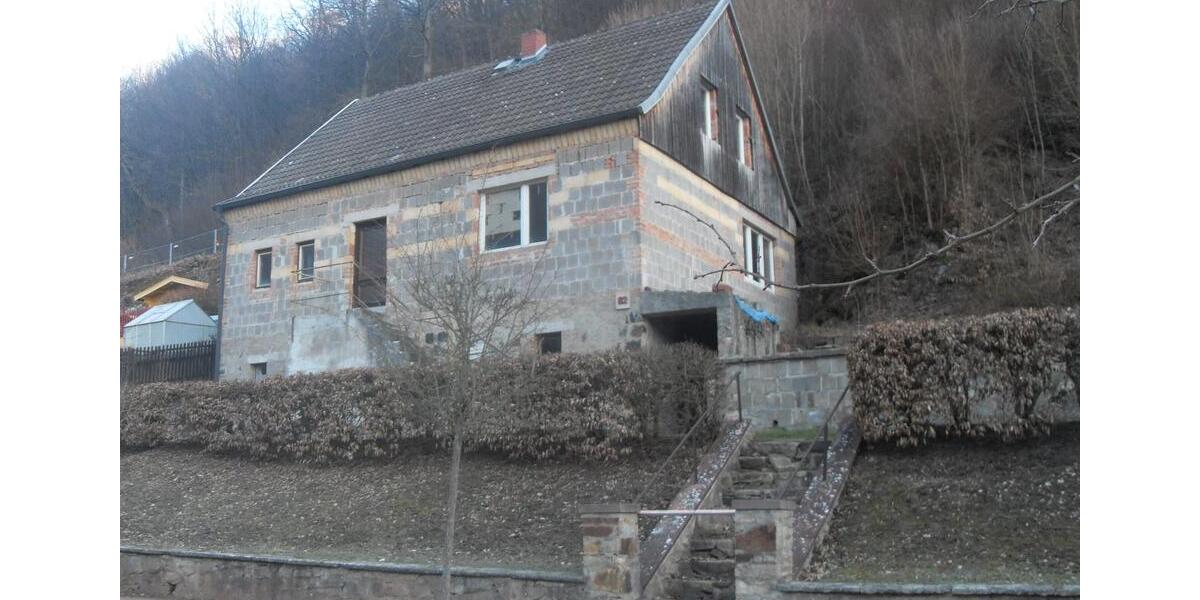 Einfamilienhaus - 5 Zimmer, 130 m&sup2;, 49.000&euro; | Angebot:25987354