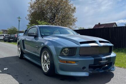 Ford Mustang 123.000 km 13.900 &euro; DAHLEWITZ 15827