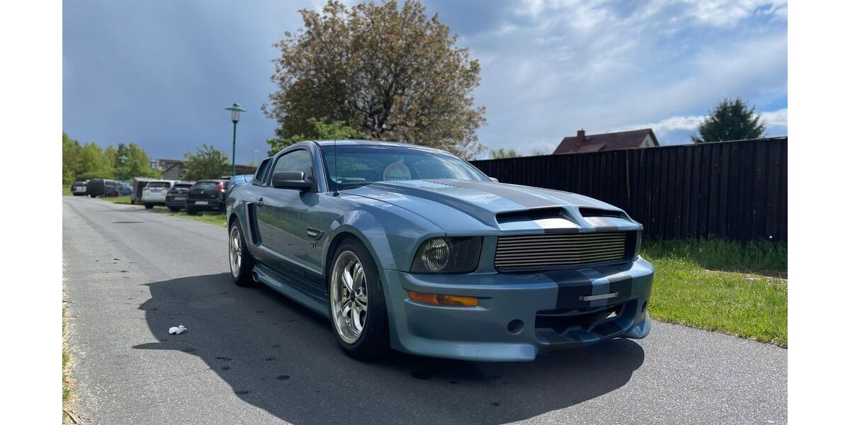 Ford Mustang 123.000 km 13.900 &euro; DAHLEWITZ 15827