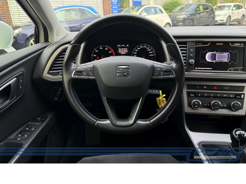 Seat Leon FR Alcantara Navi Sitzheizung SR/WR 85.720 km 11.990 € Berlin 13187