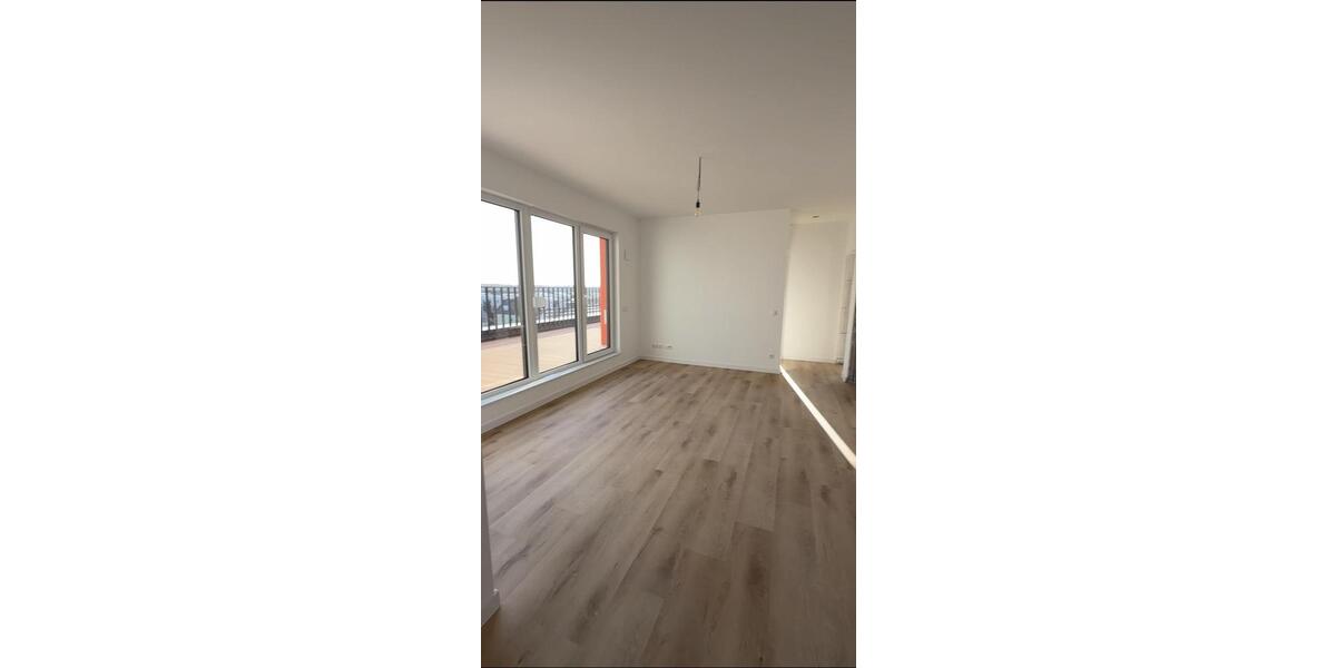 Etagenwohnung Berlin Marzahn-Hellersdorf - 4 Zimmer, 89 m&sup2;, 1.750&euro; | Angebot:25905353