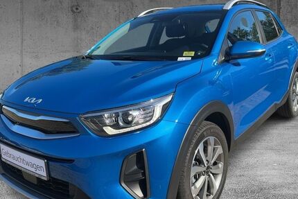 Kia Stonic 29.811 km 18.299 &euro; Hoppegarten 15366