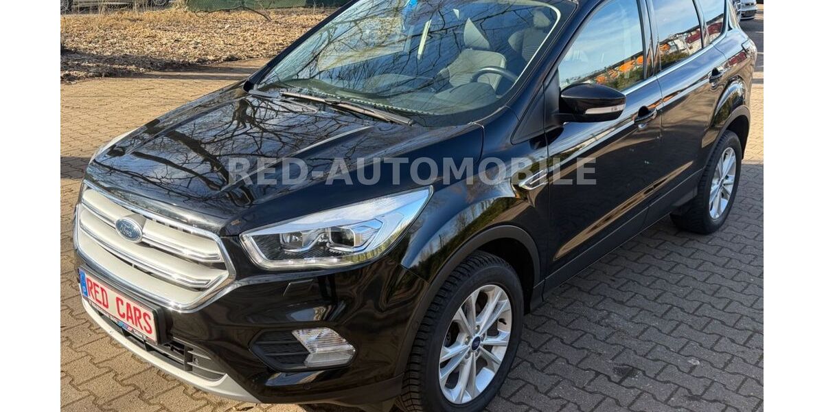 Ford Kuga 76.518 km 12.390 &euro; Berlin 12249