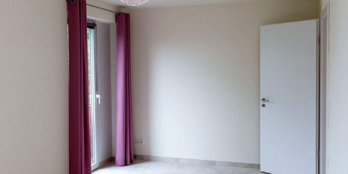 Etagenwohnung Berlin Lichterfelde - 5 Zimmer, 135 m&sup2;, 2.977&euro; | Angebot:24736278