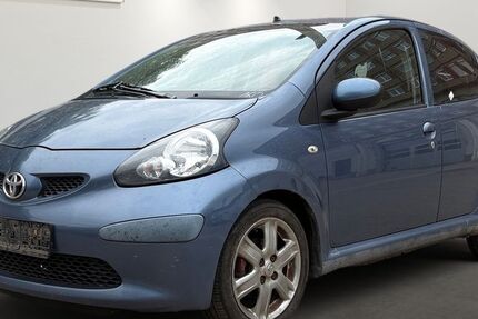 Toyota Aygo (X) 200.411 km 899 &euro; Berlin 12681