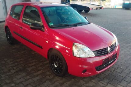 Renault Clio 200.000 km 1.999 &euro; Berlin 12623