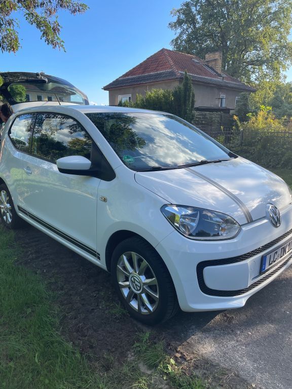 VW up! 97.000 km 4.900 € Schulzendorf 15732