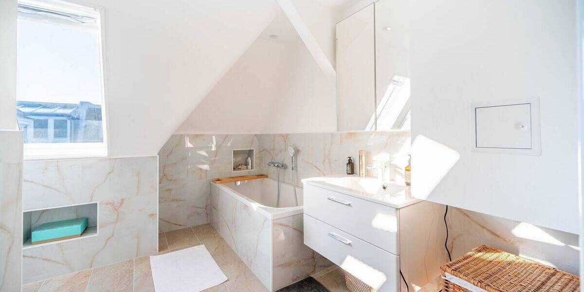 Etagenwohnung Berlin Steglitz - 5 Zimmer, 180 m&sup2;, 1.050.000&euro; | Angebot:25958432