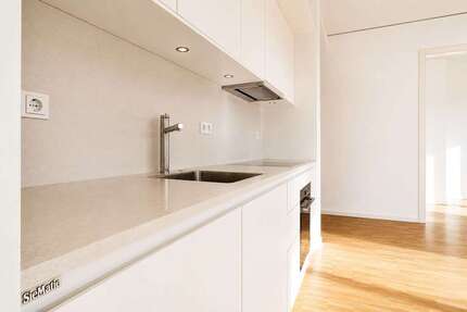 Wohnung Berlin Mitte - 2 Zimmer, 61 m&sup2;, 1.372&euro; | Angebot:27091378