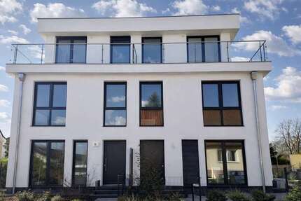 Haus Rangsdorf - 8 Zimmer, 210 m&sup2;, 749.000&euro; | Angebot:25592528