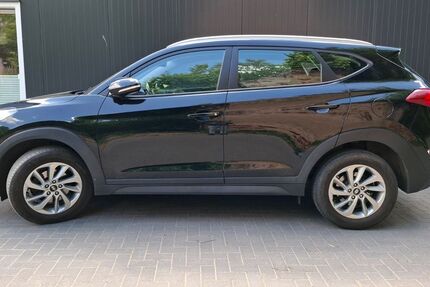 Hyundai TUCSON 106.053 km 14.990 &euro; Wandlitz 16348