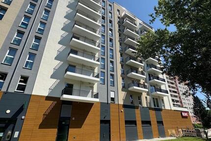 Helle 5 - Zimmer-Wohnung mit Gäste-WC, Balkon und Einbauküche 5 zimmer