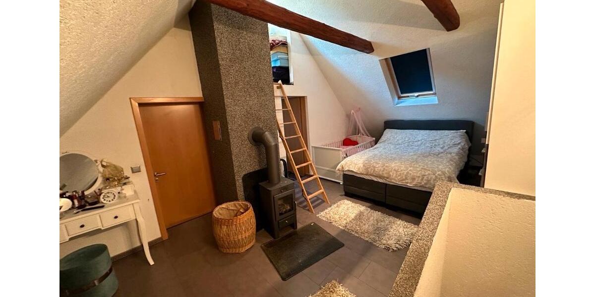 Doppelhaushälfte - 8 Zimmer, 110 m&sup2;, 99.999&euro; | Angebot:27002053