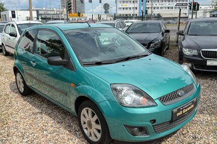 Ford Fiesta 217.085 km 1.999 € Potsdam 14480