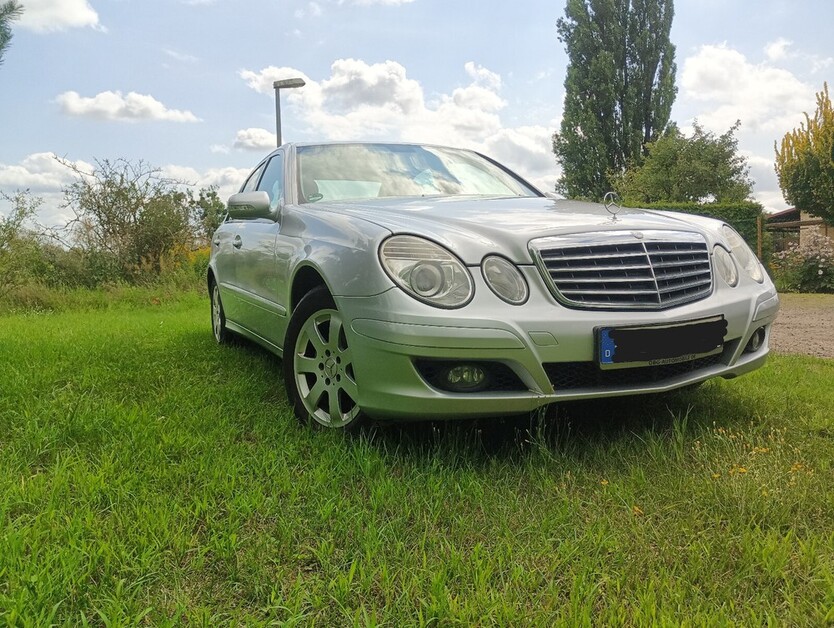 Mercedes-Benz E 200 223.000 km 5.300 € Brieselang 14656