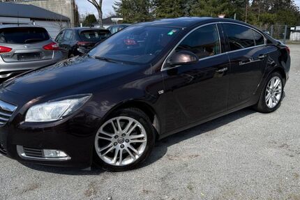 Opel Insignia 187.000 km 7.590 &euro; Blankenfelde - Mahlow OT Dahlewitz 15827