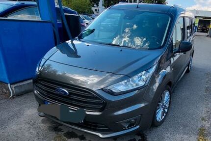 Ford Tourneo Connect 102.000 km 13.300 &euro; Hennigsdorf 16761