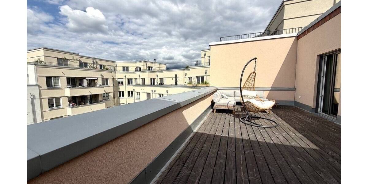 Etagenwohnung Berlin Karlshorst - 2 Zimmer, 76 m&sup2;, 1.650&euro; | Angebot:26879351