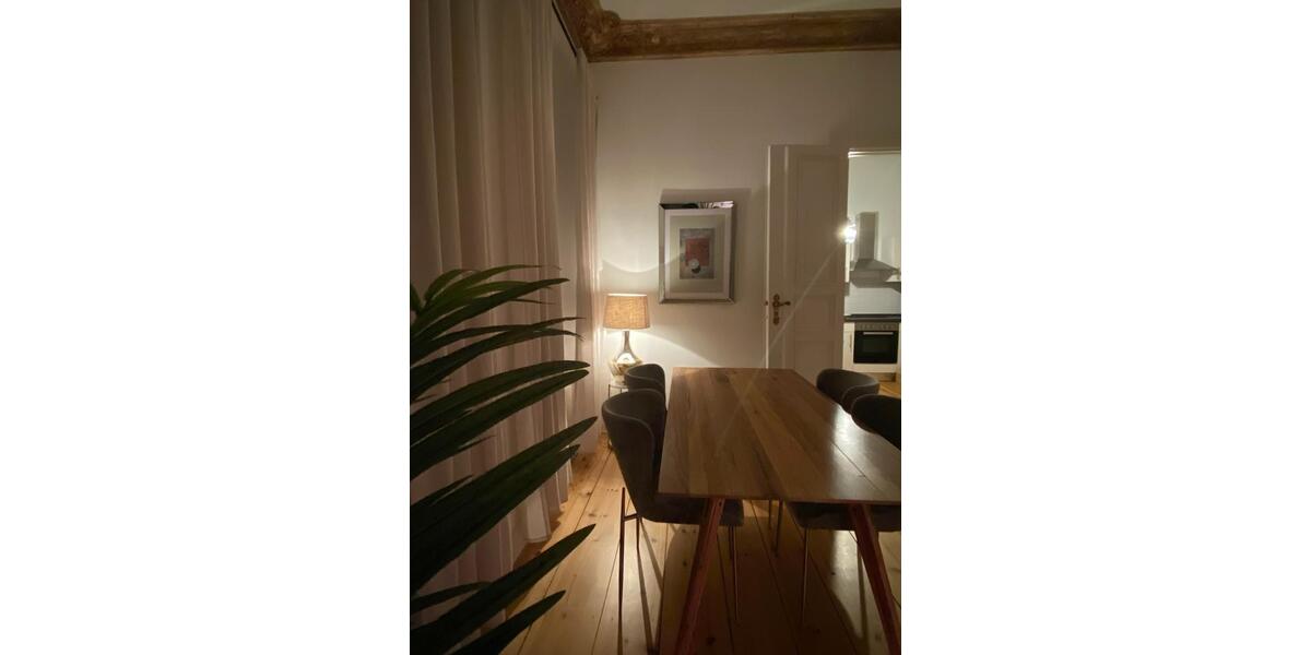 Etagenwohnung Berlin Friedrichshain-Kreuzberg - 2.5 Zimmer, 83 m&sup2;, 1.140&euro; | Angebot:25989759