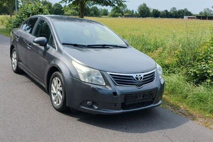 Toyota Avensis 122.334 km 4.400 &euro; Berlin 13629