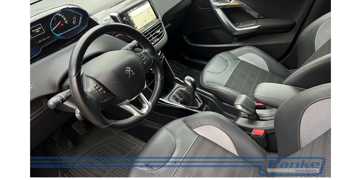 Peugeot 2008 Allure*Navi*PDC*SHZ*Ambiete*1-Hand*Tel. 98.291 km 8.480 &euro; Berlin 13187