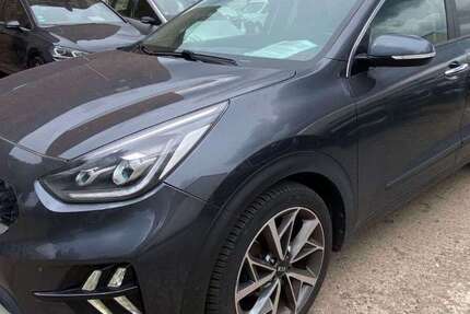 Kia Niro 73.000 km 15.890 &euro; Berlin 10365