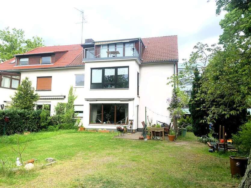 Haus zum Kaufen in Berlin 1.260.000 € 257 m²
