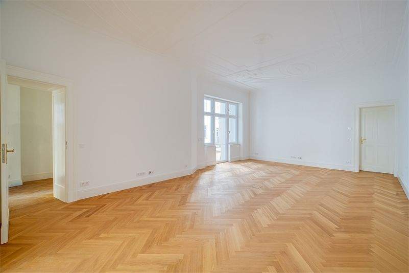 It all starts with a dream: Gewerbe-Einheit in top City-West-Lage 7 zimmer