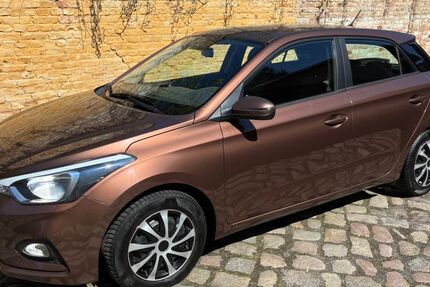 Hyundai i20 48.000 km 9.200 &euro; Berlin 13051