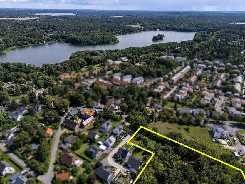 Grundstück zu verkaufen in Potsdam OT Groß Glienicke 1.395.000 € 1300 m²