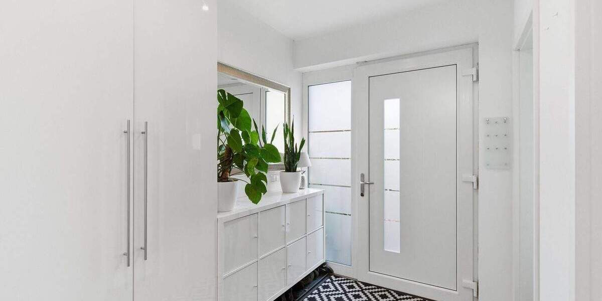 Einfamilienhaus Ludwigsfelde - 6 Zimmer, 210 m&sup2;, 950.000&euro; | Angebot:25779492