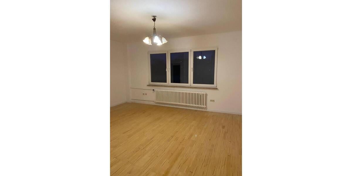 Etagenwohnung Berlin Charlottenburg-Wilmersdorf - 1 Zimmer, 47 m&sup2;, 900&euro; | Angebot:24563180