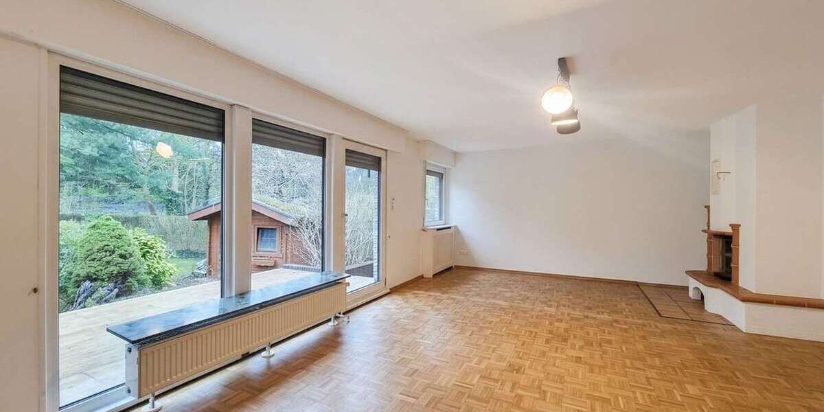 Einfamilienhaus Berlin Spandau - 7 Zimmer, 160 m&sup2;, 2.800&euro; | Angebot:27032038
