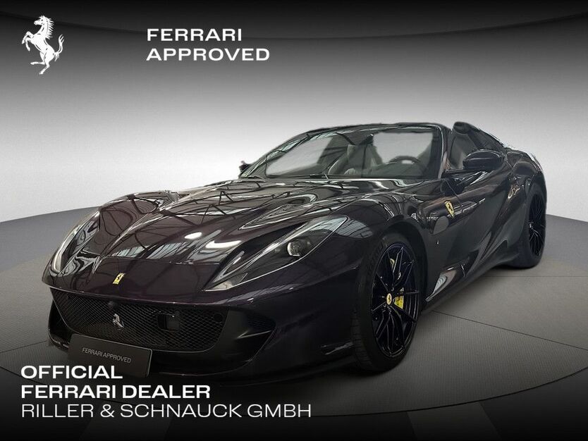 Ferrari 812 5.400 km 539.725 € Berlin 12203