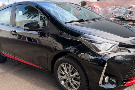 Toyota Yaris 60.700 km 13.950 &euro; Berlin 12623